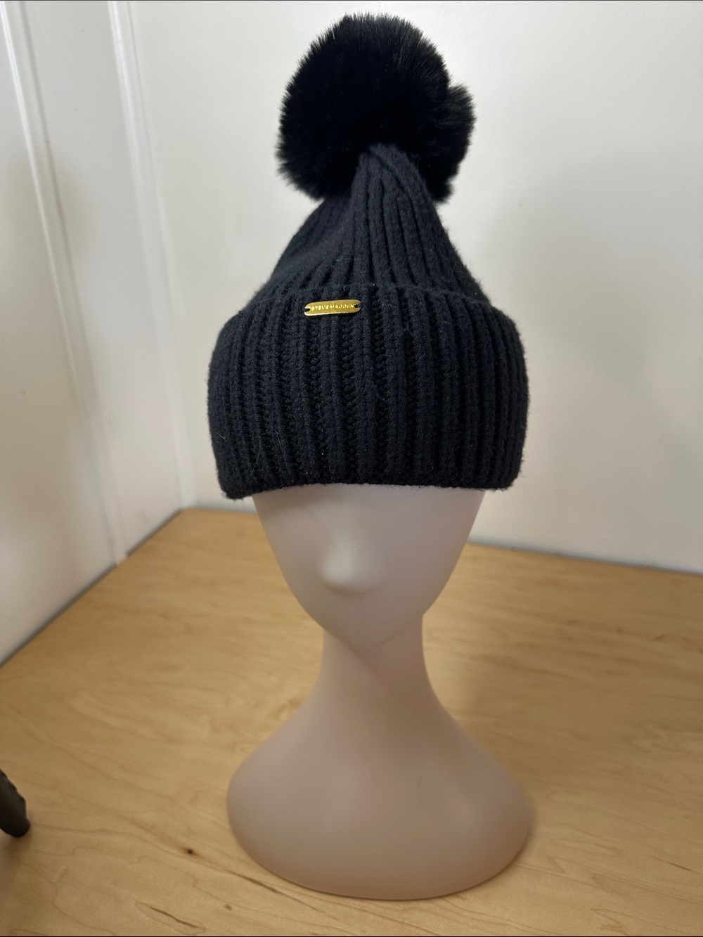 Steve Madden Women’s Black Pom-Pom Knit Beanie - Ribbed Winter Hat
